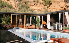 Illyria Apartments